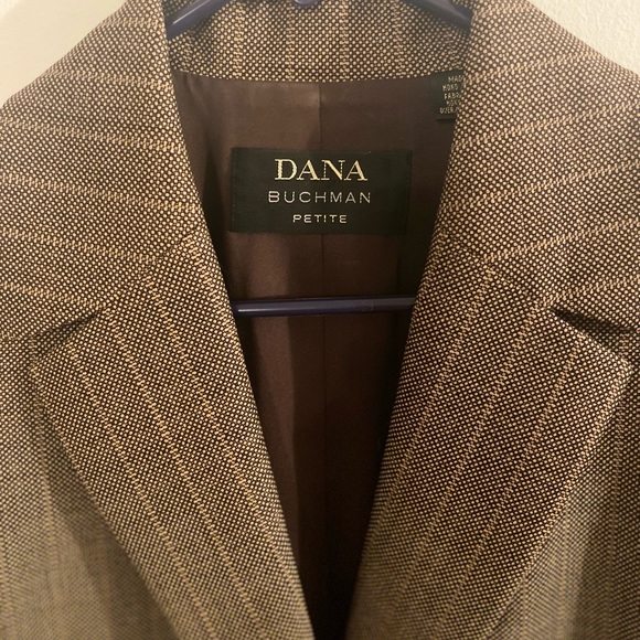 Used but like new women’s suit jacket - Picture 1 of 5
